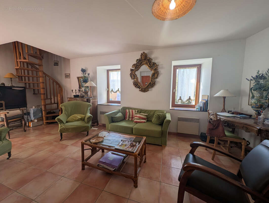 Maison à COMIGNE
