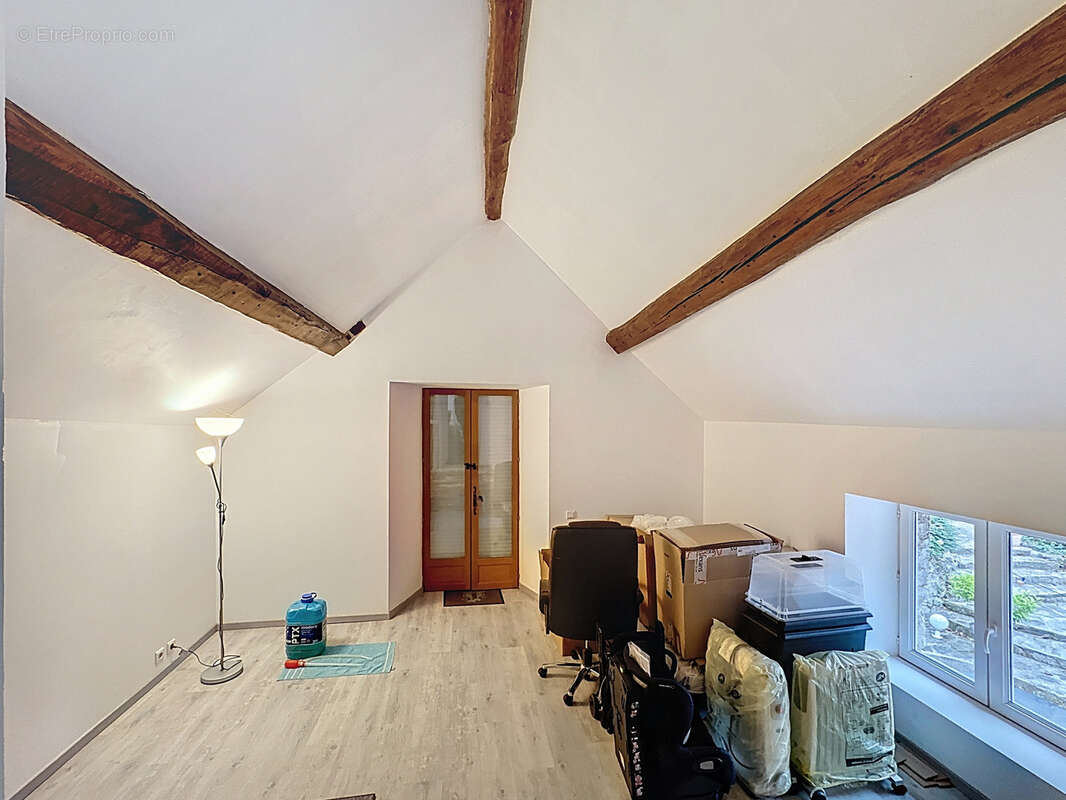 Maison à MONTMIRAIL