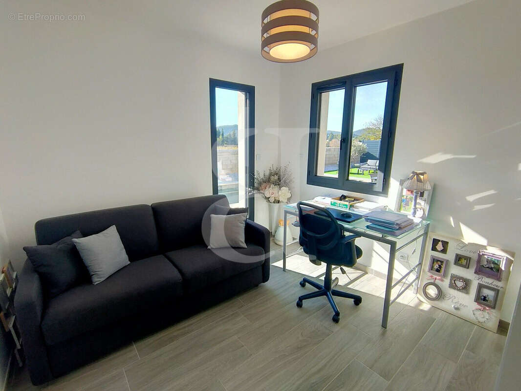 Maison à VAISON-LA-ROMAINE