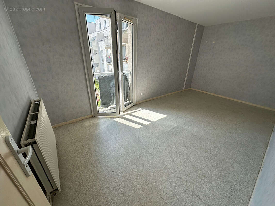 Appartement à EVRY