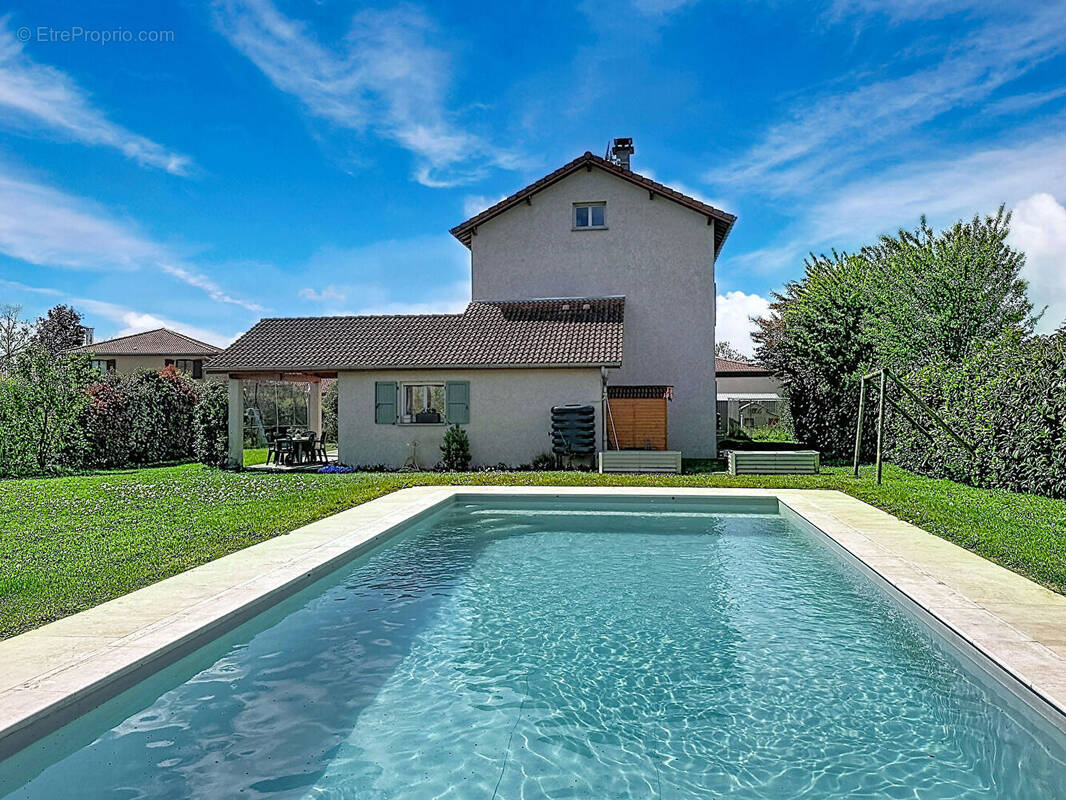 Maison à BLYES