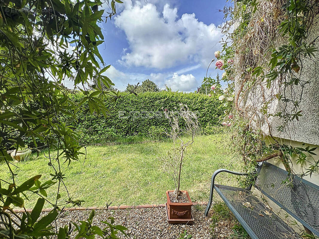 Maison à MONT-SAINT-AIGNAN
