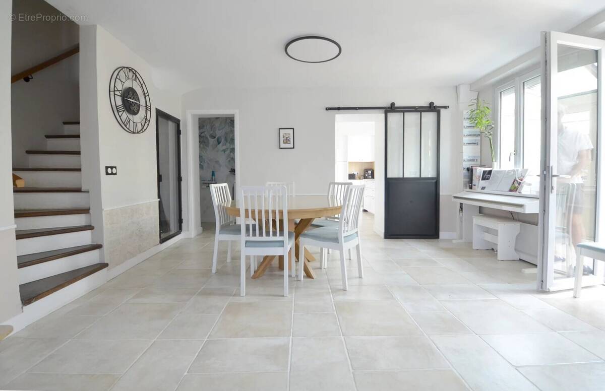 Maison à CROISSY-SUR-SEINE