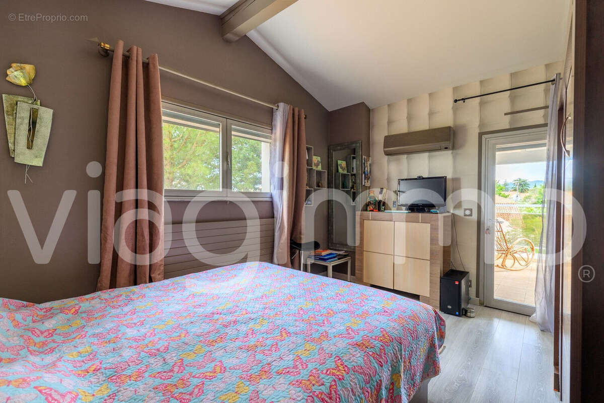 Maison à TOURNON-SUR-RHONE