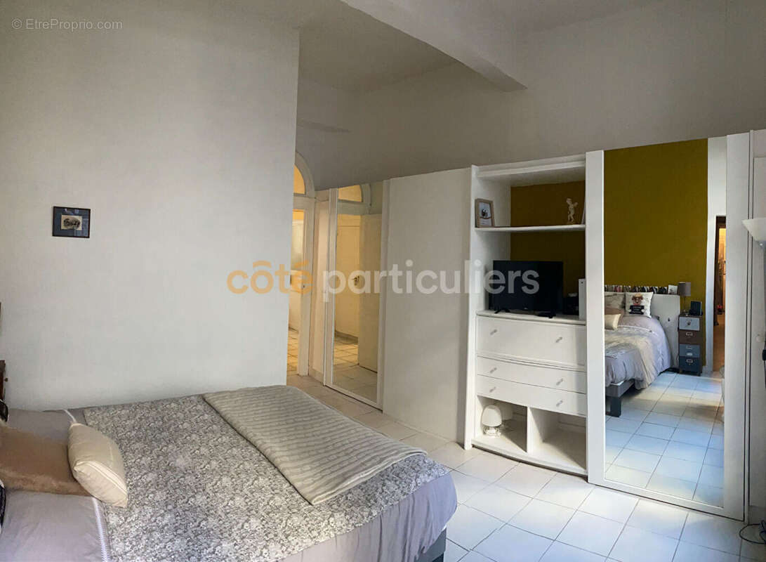 Appartement à CARCASSONNE