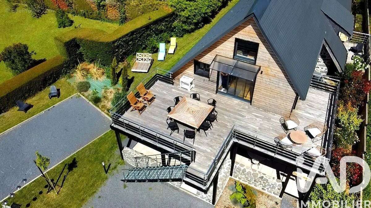 Photo 2 - Maison à ROCHEFORT-MONTAGNE