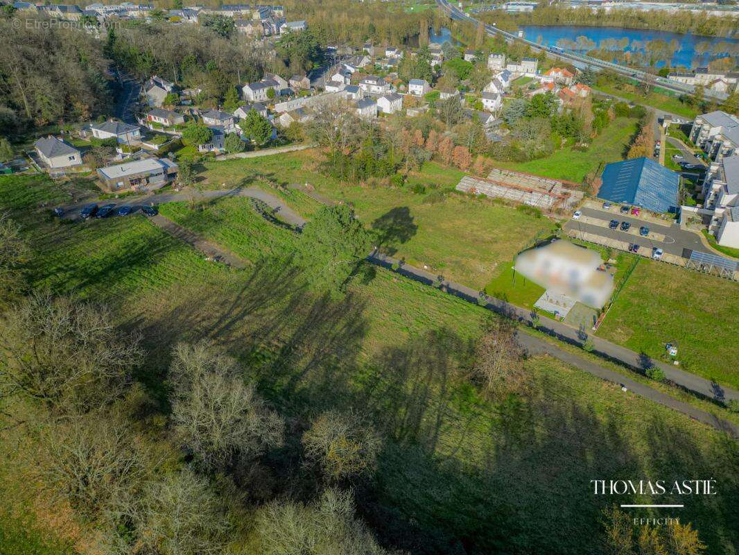 Terrain à SAUMUR