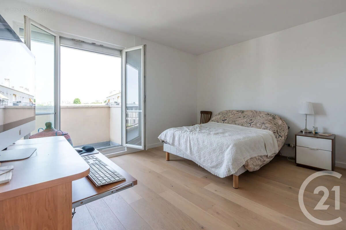 Appartement à SAINT-MAUR-DES-FOSSES