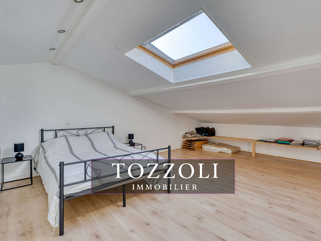 Maison à SAINT-QUENTIN-FALLAVIER