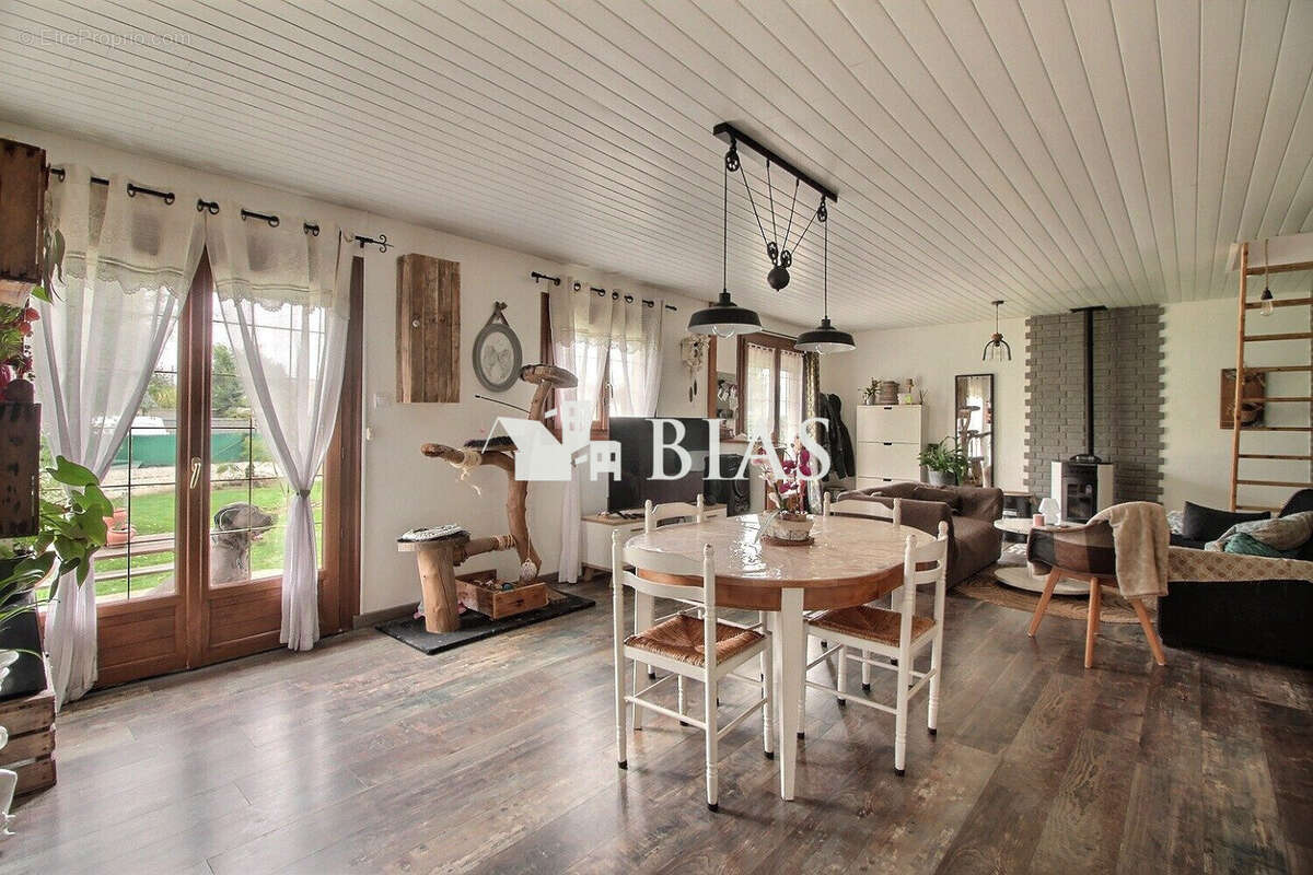 Maison à GOUPILLIERES