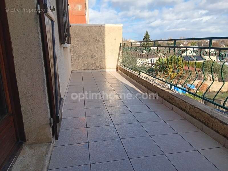 Maison à MONTATAIRE