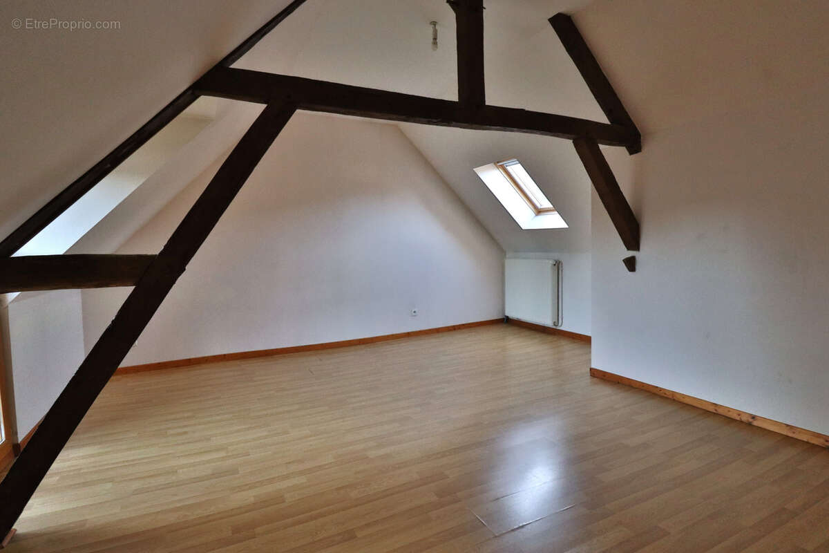 Maison à LES NOES-PRES-TROYES