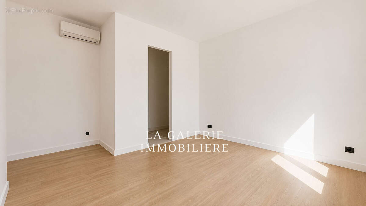 Appartement 134 m² à Puteaux  - photo 7