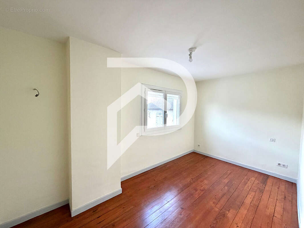 Appartement à ARTIX