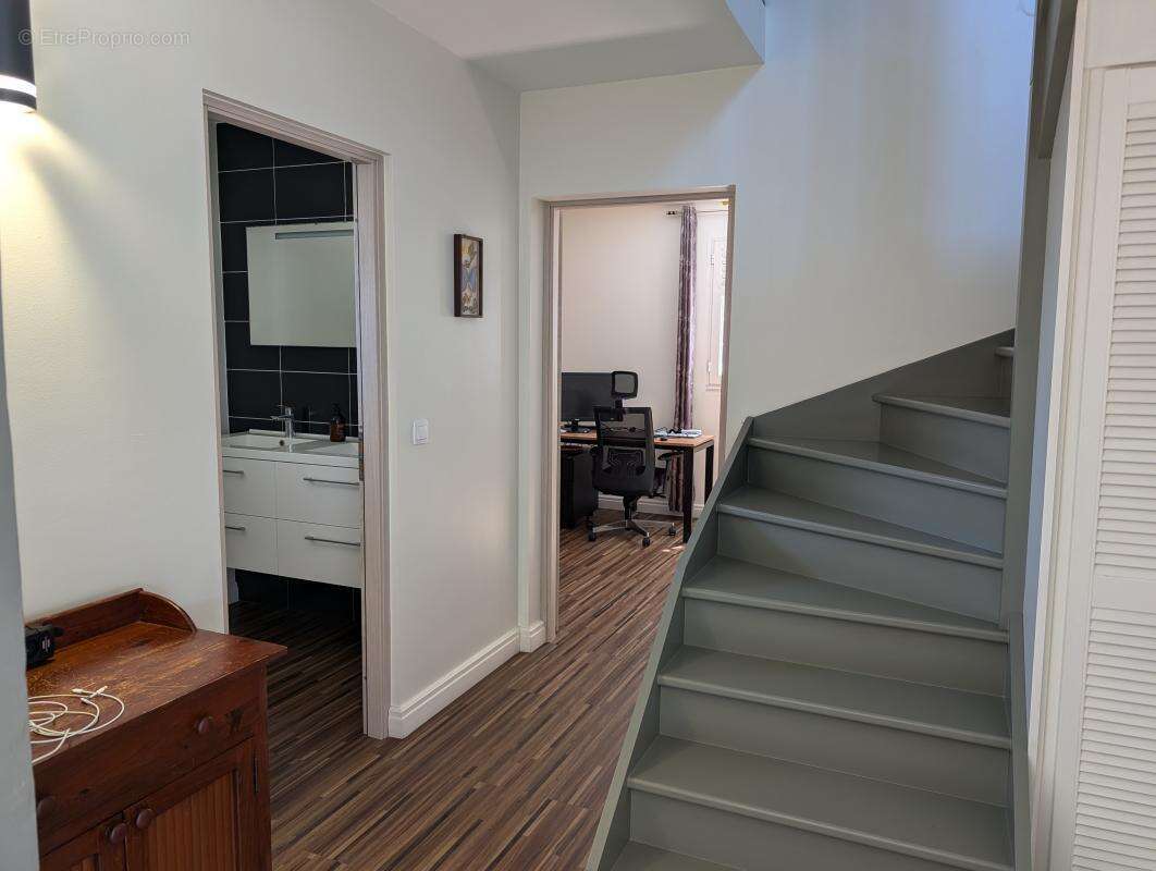 Maison à PETIT-BOURG