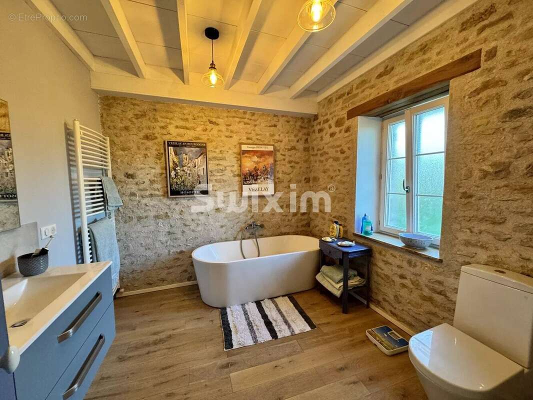 Maison à VEZELAY