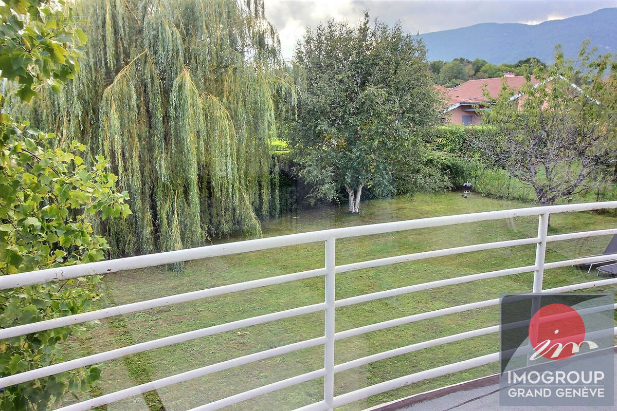 Maison à DIVONNE-LES-BAINS