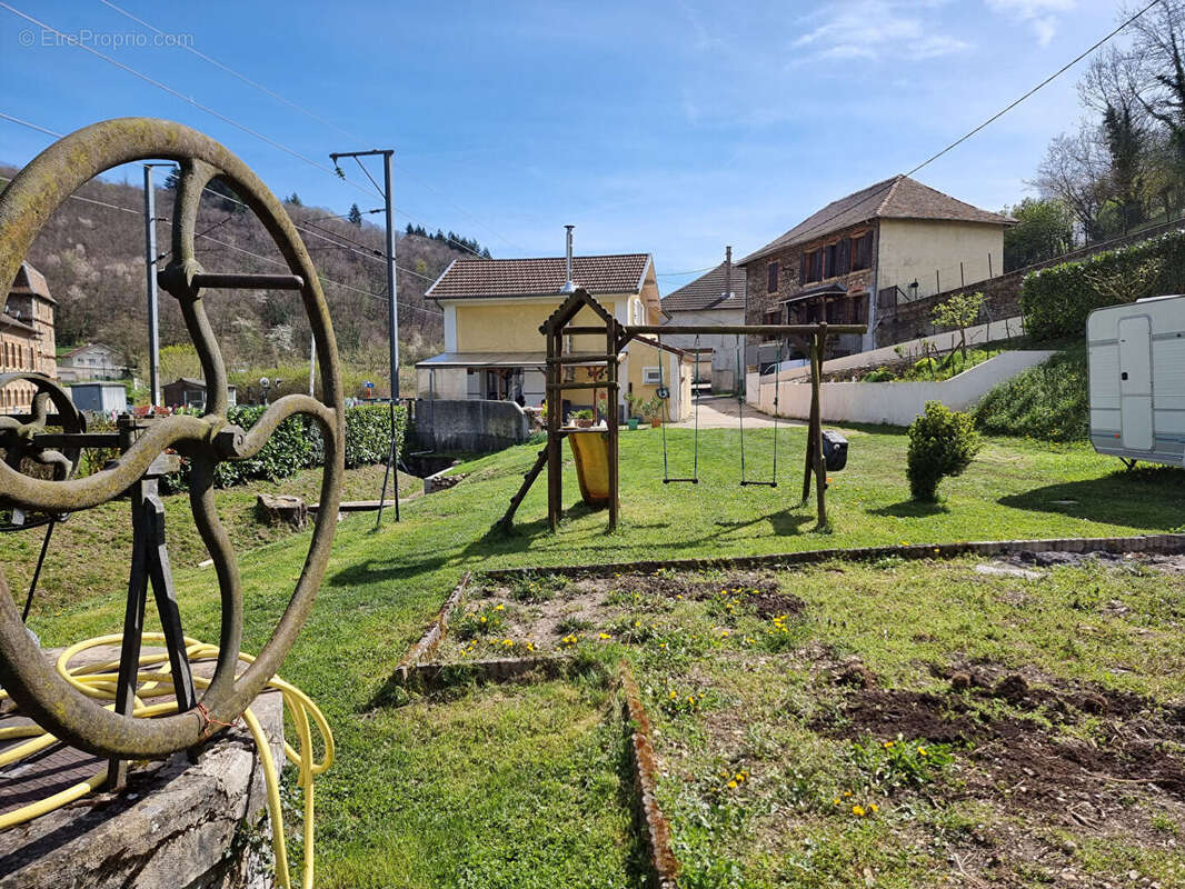 Maison à LE GRAND-LEMPS