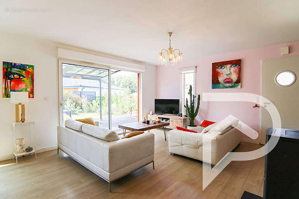 Maison à L&#039;ISLE-JOURDAIN