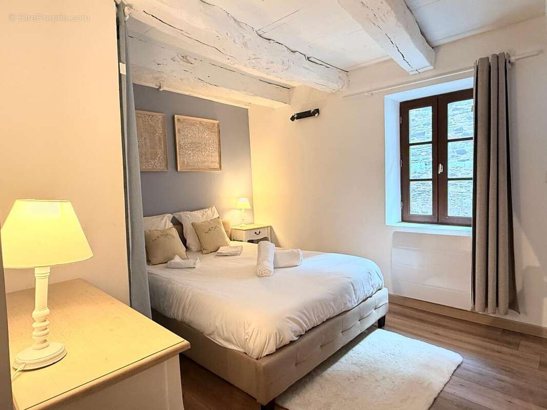 Maison à MALESTROIT