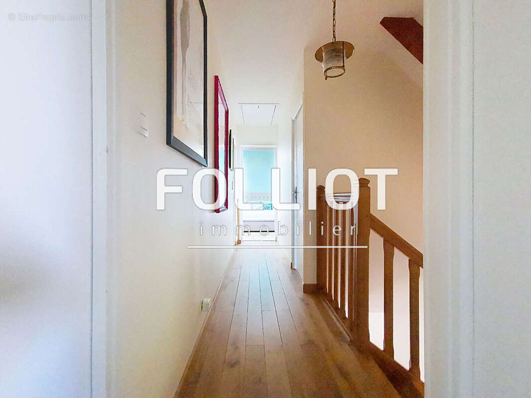 Maison à SAINT-PAIR-SUR-MER