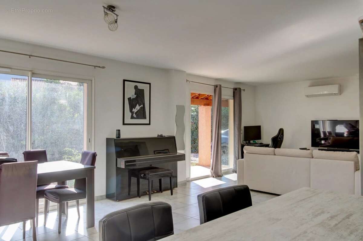 Maison à SAINT-MARTIN-DU-VAR