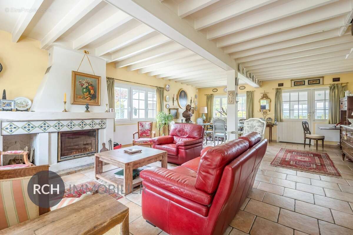 Maison à VILLIERS-SAINT-FREDERIC