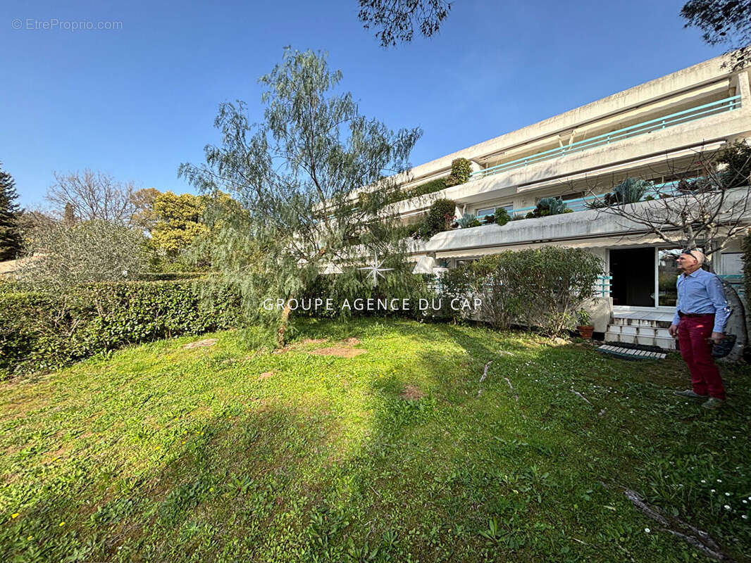 Appartement à SAINT-RAPHAEL