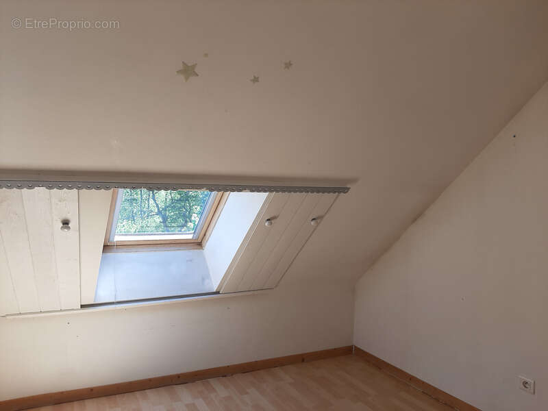 Maison à GUEUGNON