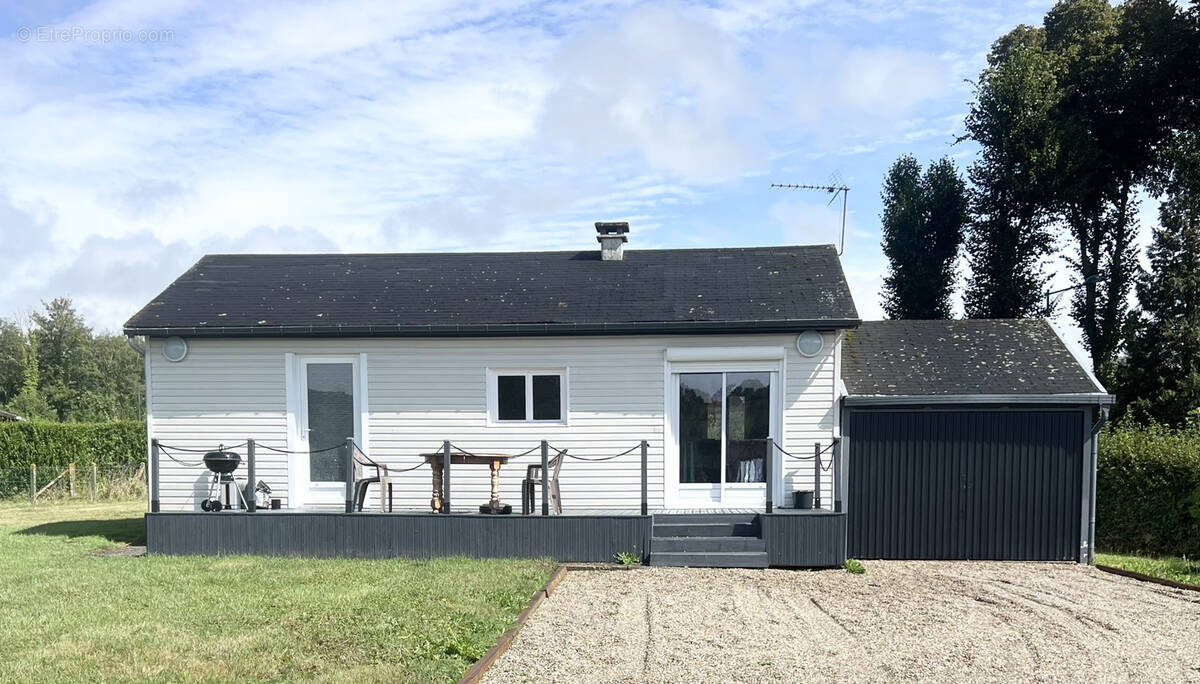 Maison à NEUFCHATEL-EN-BRAY