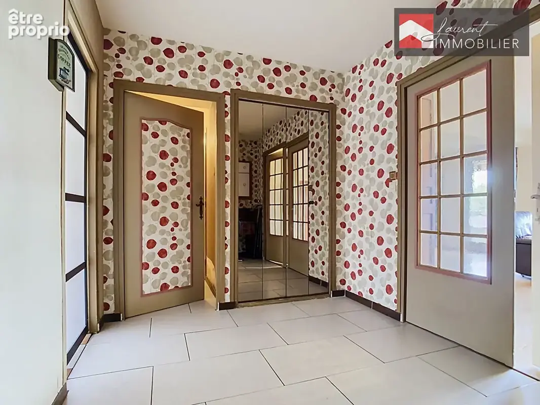 CHALON-SUR-SAÔNE À VENDRE - Spacieux appartement 4 pièces - 123 m² - photo 5