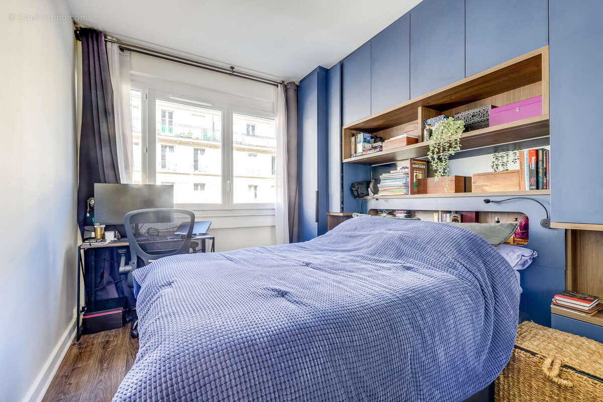 Appartement à PARIS-14E