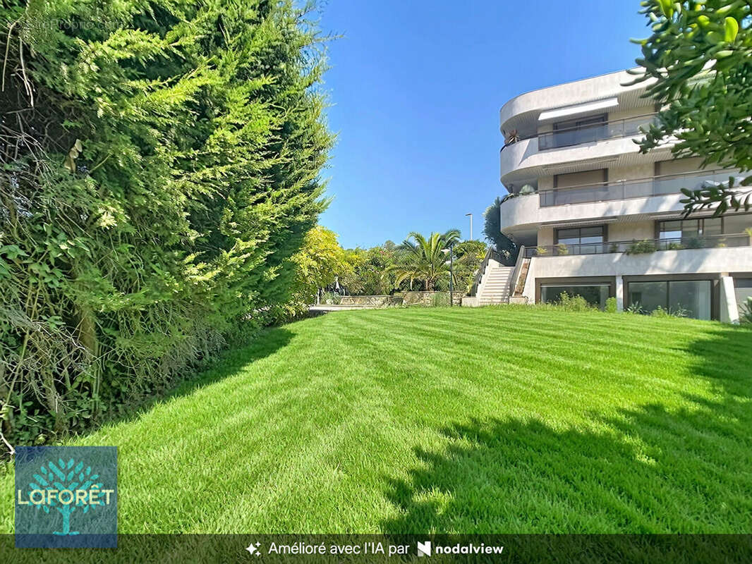 Somptueux 5 pieces cannes- vue mer et suquet - residence de prestige - photo 5