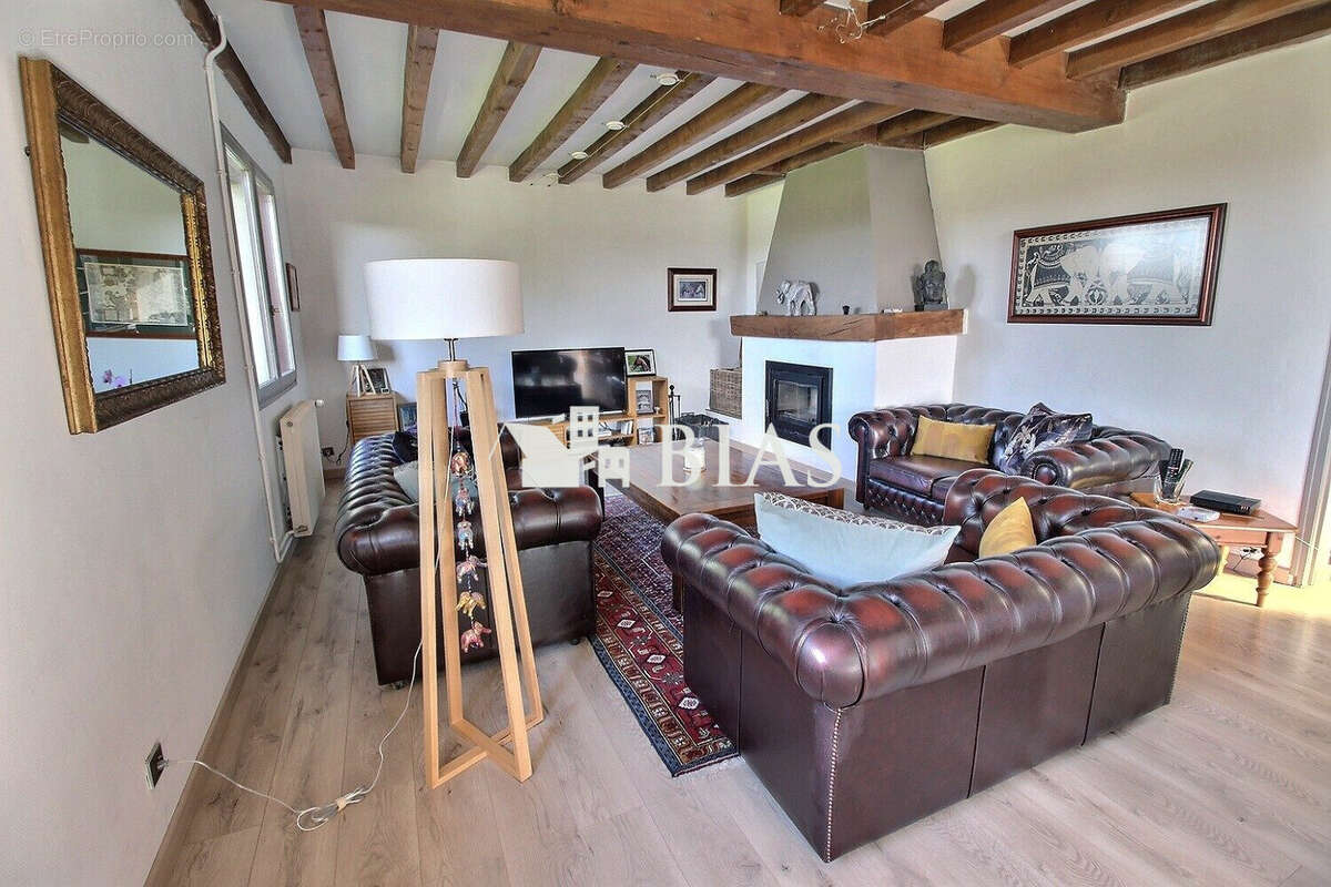 Maison à FORGES-LES-EAUX