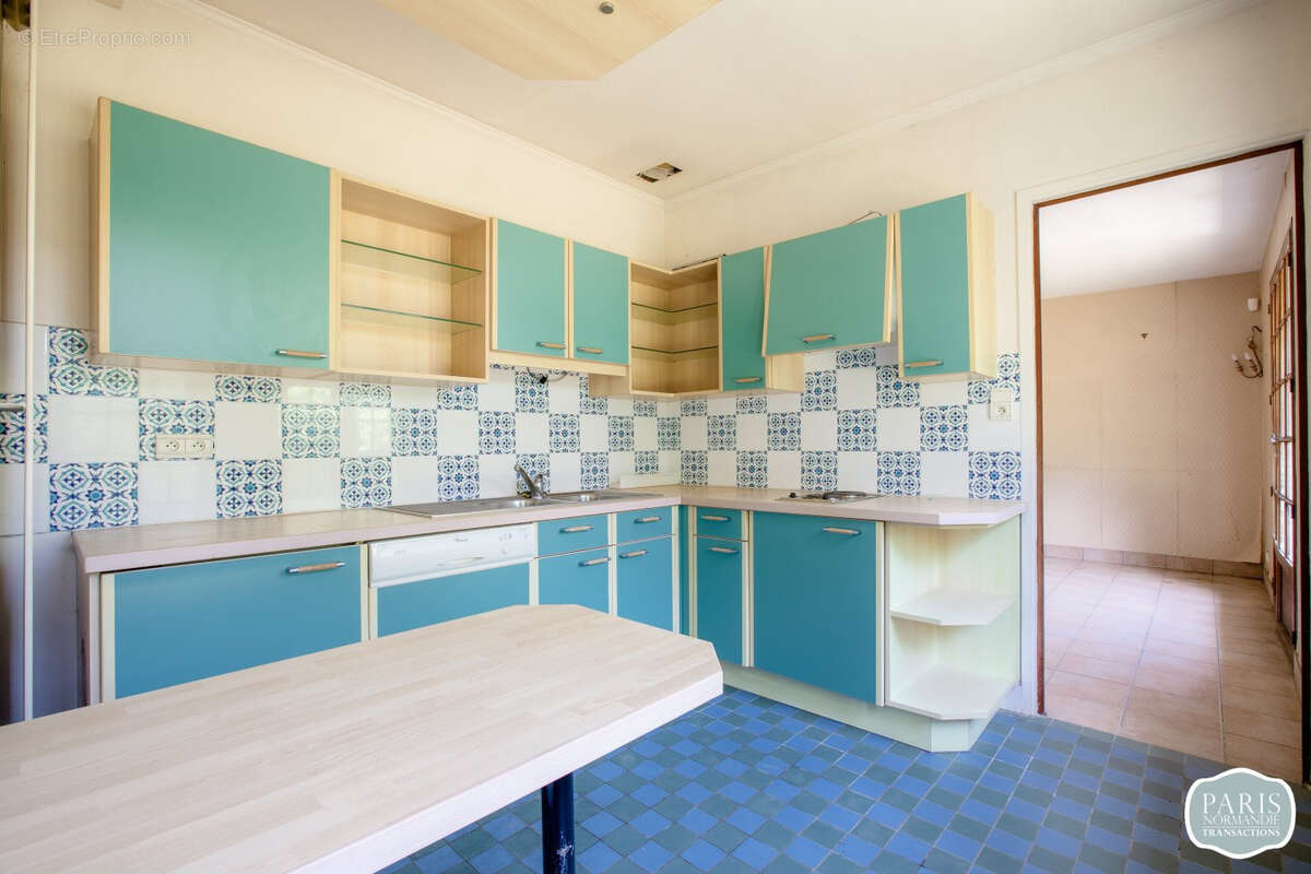 Maison à ISSY-LES-MOULINEAUX