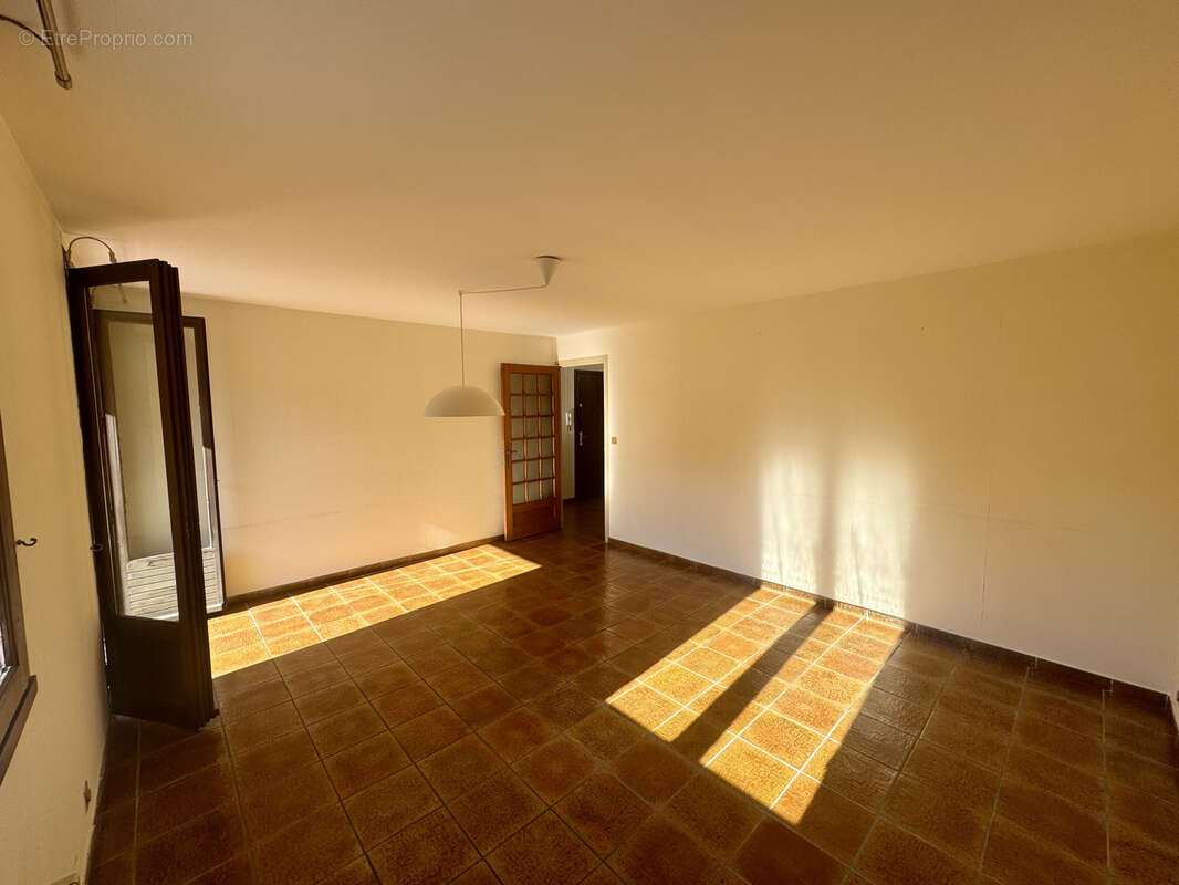 Appartement à SAINT-JEAN-DE-MAURIENNE