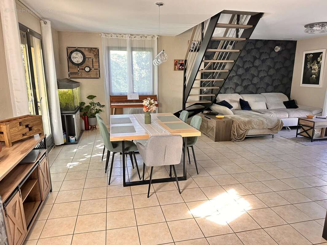 Maison à NOIRON-SOUS-GEVREY