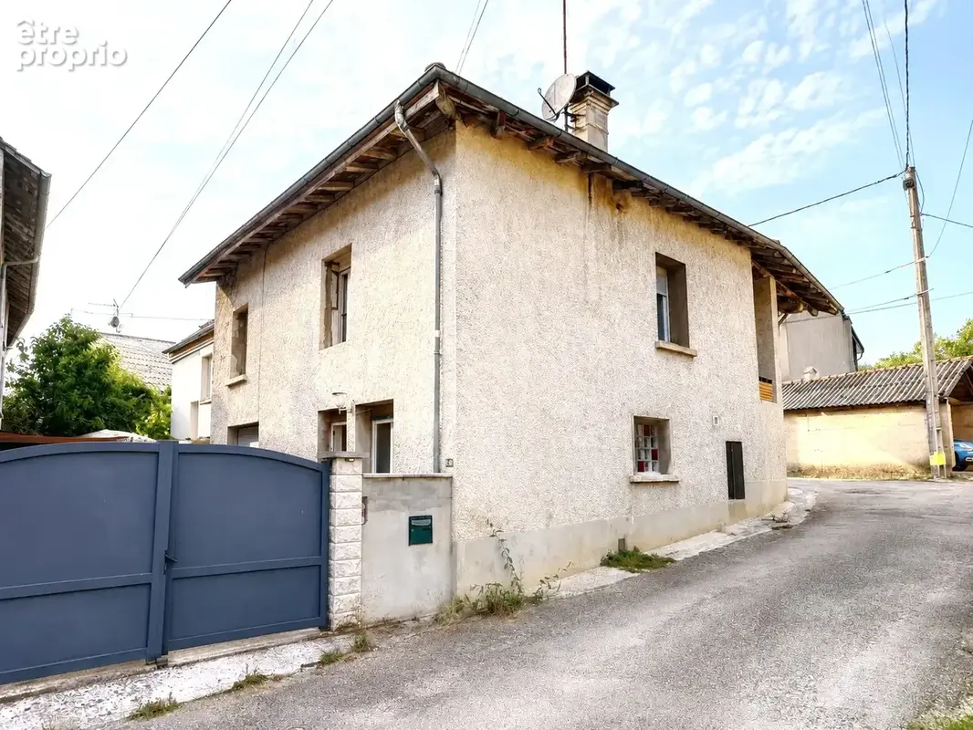 Maison à PRIAY