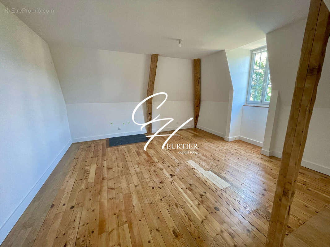 Appartement à LE PONT-DE-CLAIX