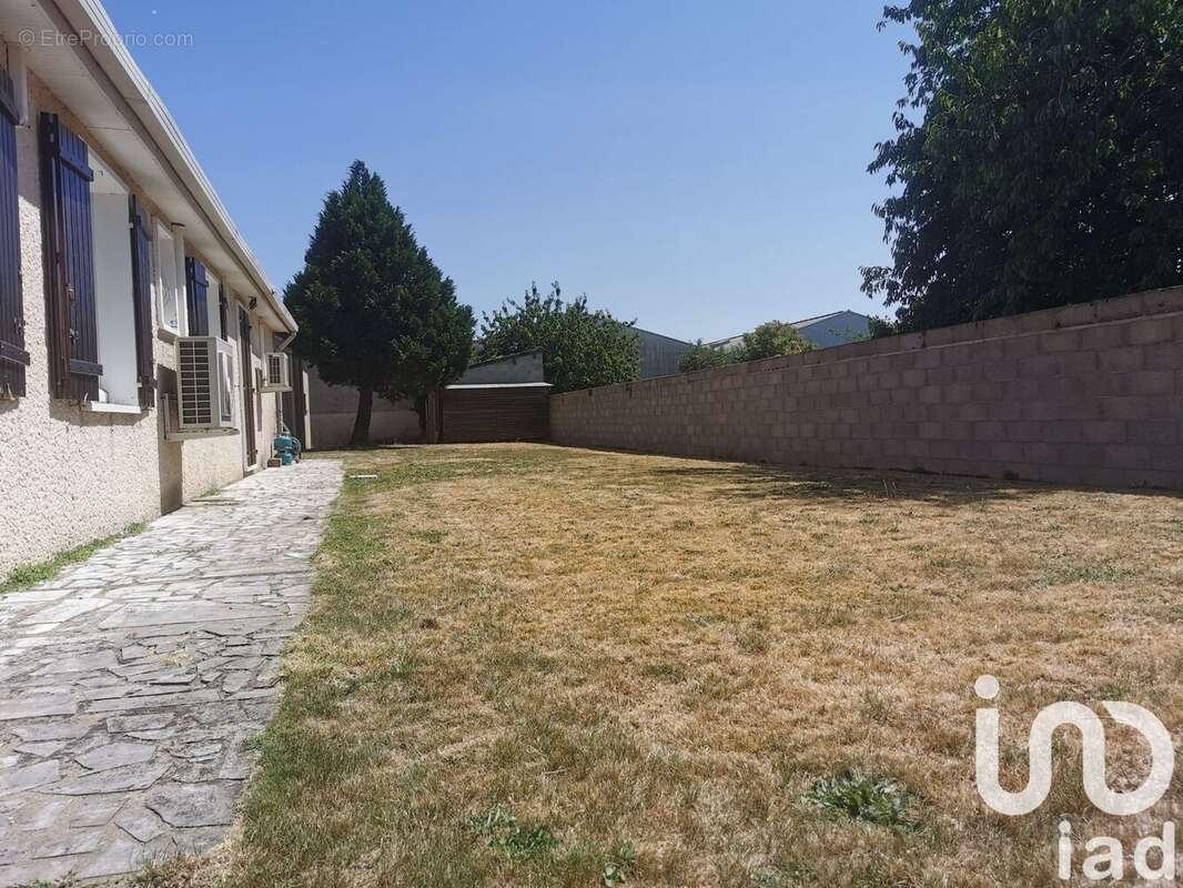 Maison 143 m² à Orgeres-En-Beauce  - photo 5