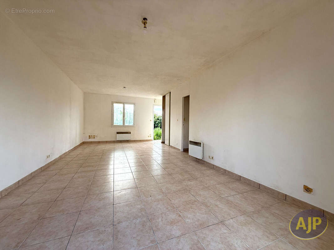 Maison à SAINTE-PAZANNE