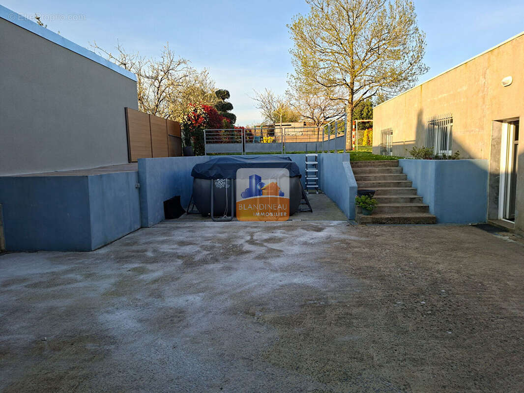 Maison à LA MONTAGNE