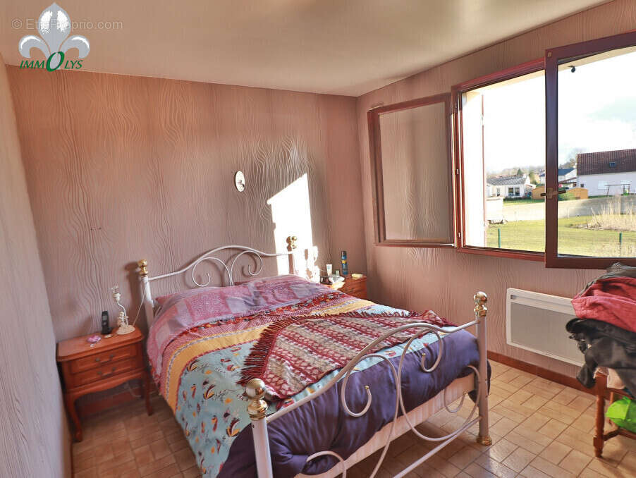 Maison à POUILLY-SUR-SAONE