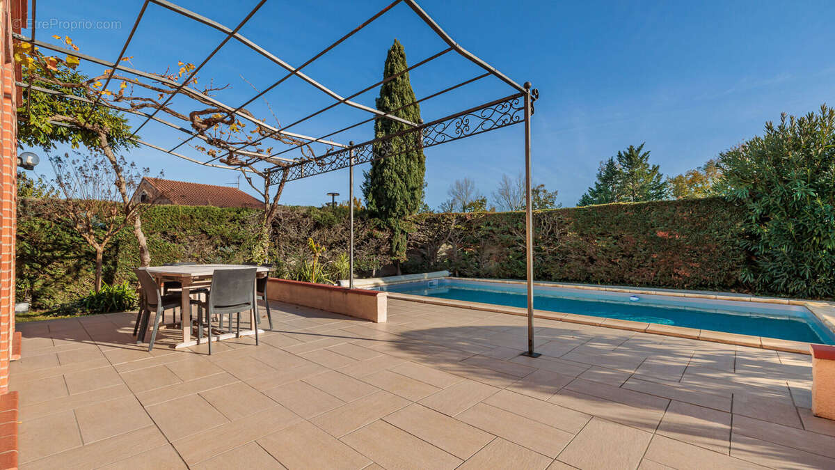 Maison à VILLENEUVE-TOLOSANE