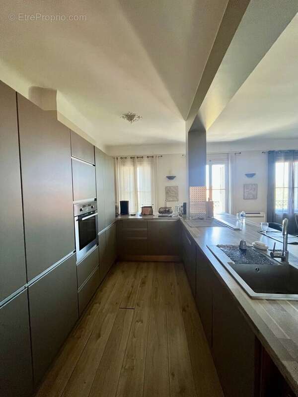 Exclusivité Haussmannien traversant de 145m² avec ascenseur - photo 6