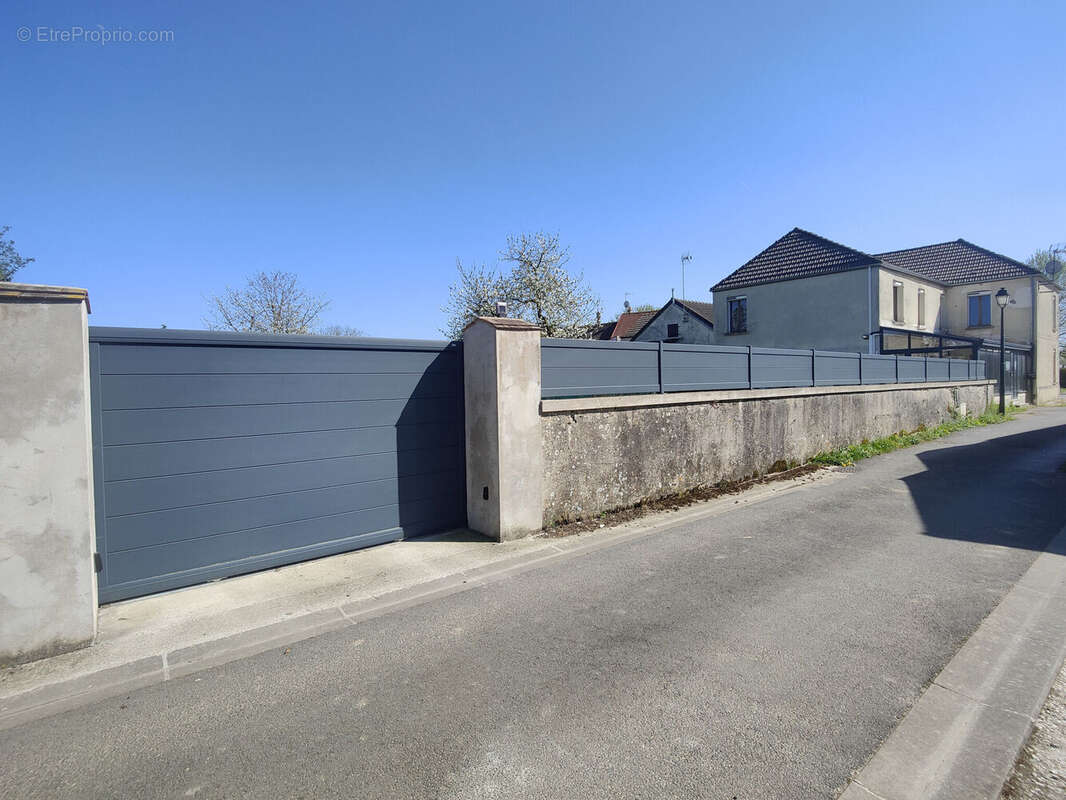 Photo 2 - Maison à BETON-BAZOCHES