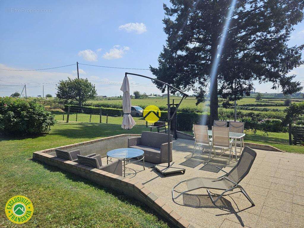 Maison à COSNE-D&#039;ALLIER