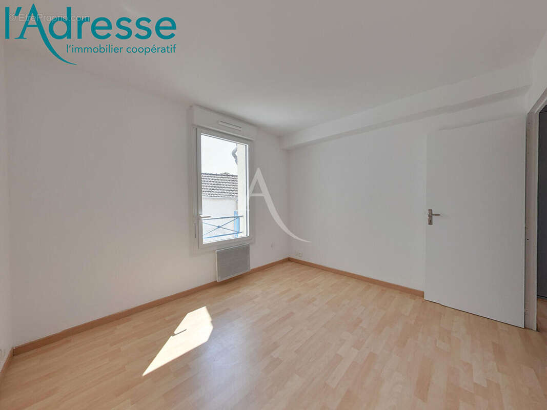 Appartement Noisy Le Grand 2 pièce(s) 47 m2 - photo 11
