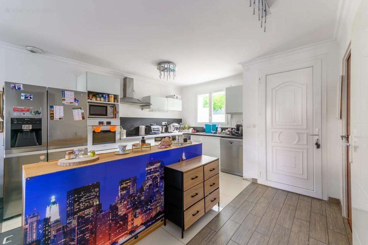 Maison à EMERAINVILLE