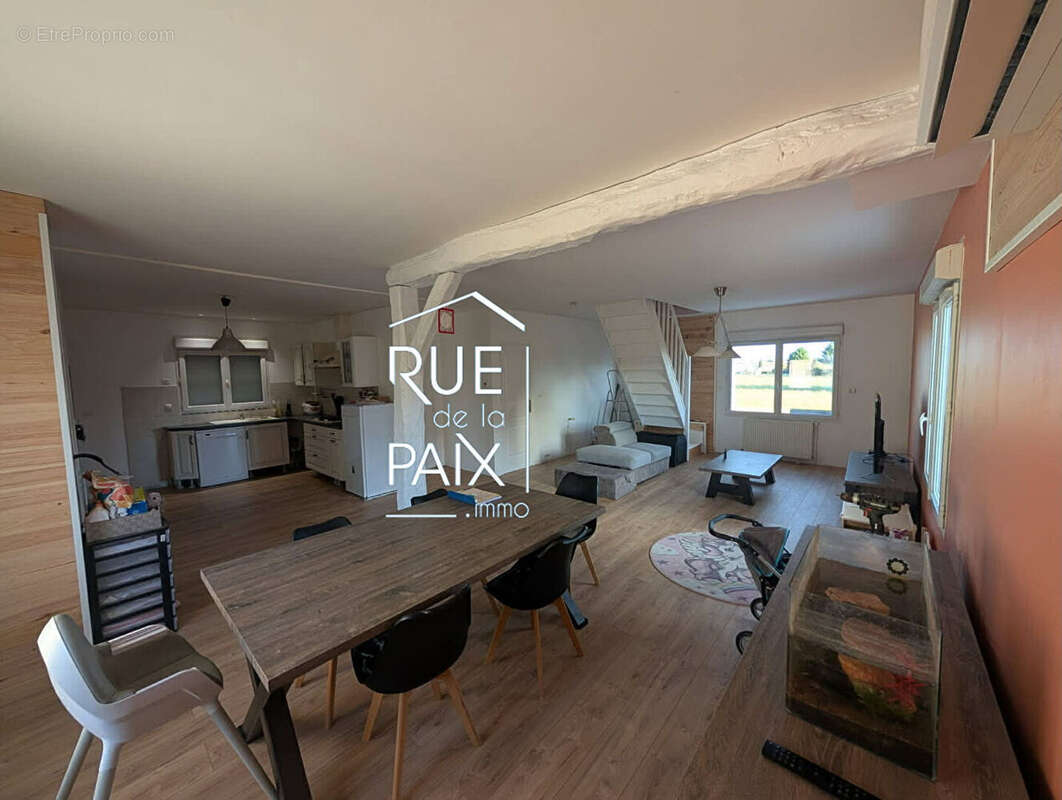 Maison à CHATELLERAULT